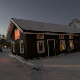 Lofoten- Feriehus Fjøsen, hotell sihtkohas Ørsvåg
