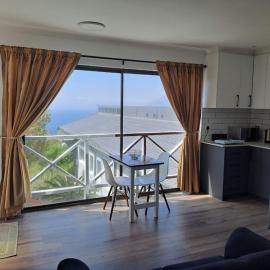 Studio Apartment in Glencairn