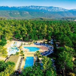 MOBILHOME PREMIUM 3CH 6PERS, hotel in Nans-les-Pins
