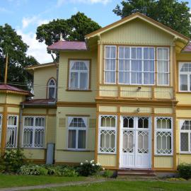Guesthouse Airava, hotelli kohteessa Jūrmala