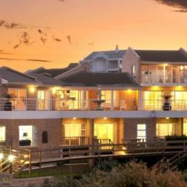 Kelly's Beachfront Apartments, Hotel in Port Alfred