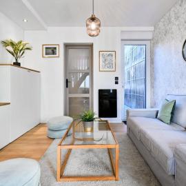 Two bedroom house with courtyard, quiet, hotel a Saint-André