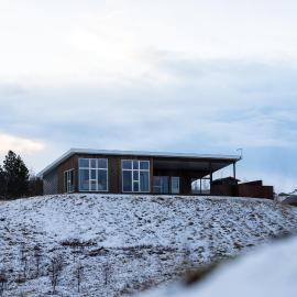 Golden Circle Villa - Hot Tub & Sauna، فندق في فلودير