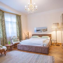 Hübsches Privatzimmer mit Bad, khách sạn ở Perchtoldsdorf