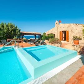 Villa Carla - Frontsea house with private pool and sauna