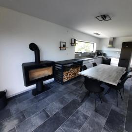 bungalov na břehu Labe s vlastním molem, hotel a Pardubice