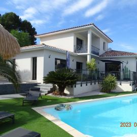 Aux portes de Pézénas, villa entre Mer et Montagne