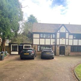 Modern studio in natural surroundings, hotel in Four Oaks