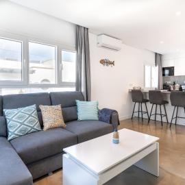 2 Apartments Sea Breeze
