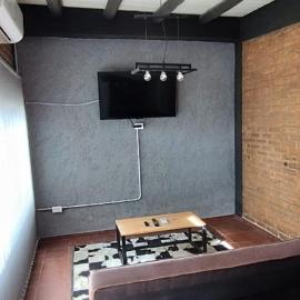 Casa Centro Mendoza 8 Personas 3 vehículos Parque Central, hotel in La Cieneguita