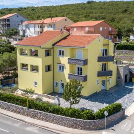 Apartments JANA 1