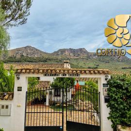 Cortijo Rodeo. Alojamiento Rural, hotel a Carcabuey