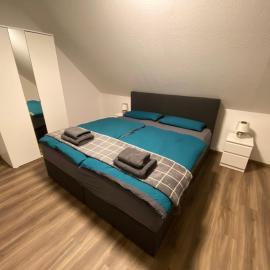 Appartement am Kaibach - Küche - Balkon - Bad, hotell i Forchtenberg
