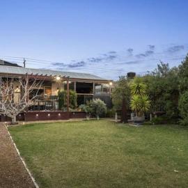 Portarlington Family Fun House, hotel in Portarlington