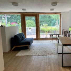 Schöne Wohnung mit Sonnenterrasse und Kamin