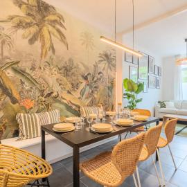 4-bedroom house centre, near the metro + car park