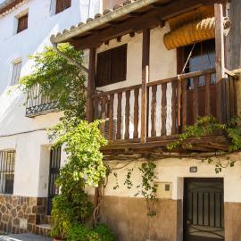 LA CASITA DE LA CORREDERA