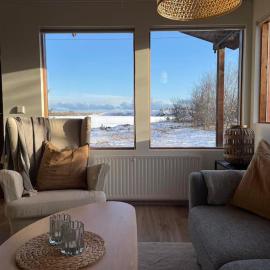 Lakeview cabin near Kirkjubaejarklaustur