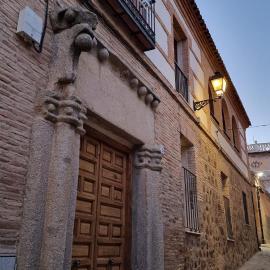 Dama Apartamentos Turísticos Toledo