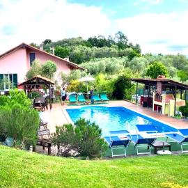 La Casa Rosa