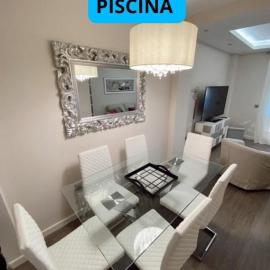 Beautiful & Cozy Apart. Pool & Parking-Downtown, hotel in Sanlúcar de Barrameda