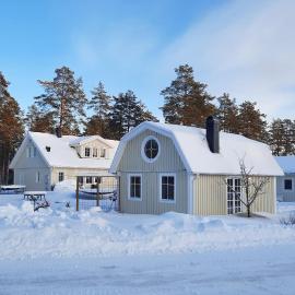 Charmigt hus och mysigt boende!, hotel in Hudiksvall