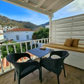 Kirki Hydra, hotel en Hidra