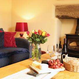 Pet-Friendly Logburner Horse Stable Views