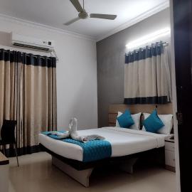 Hotel Luxor Park