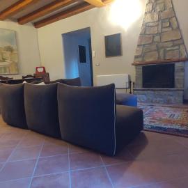 Gnazzano Home 2, хотел в Loiano