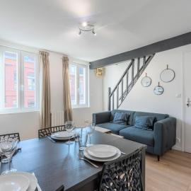 Charmant appartement rénové 2 chambres.