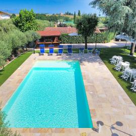 B&B Casale Ansamagi Relax & Pool, hotel in Genzano di Roma