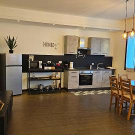 AK Homes, a due passi da Orio, hotel din Azzano San Paolo