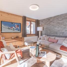 Charmant appartement 3 pièces avec balcon et wifi à Huez - FR-1-645-52, hotel in Huez