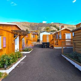 Yellowstone's Treasure Cabins, hotel a Gardiner