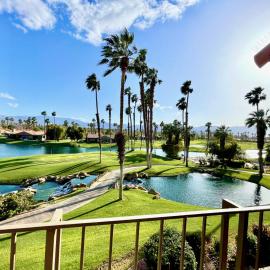 The View! Palm Desert Country Club Villa