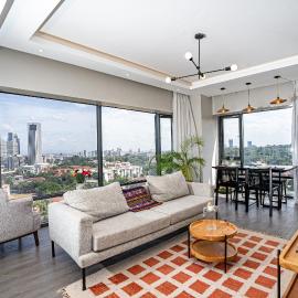 Escada Studio & 2-bedroom, Rooftop Lounge & Restaurant, Swimming Pool, Gym, Workspace, Wonderiss Properties Westlands Living, hotel v destinaci Nairobi