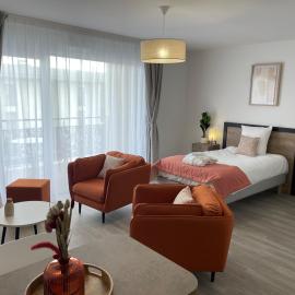 DOMITYS - Les Demoiselles, Hotel in Beaune