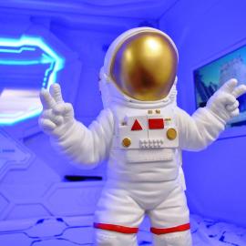 Cosmos Capsule Hub London, Hotel in London