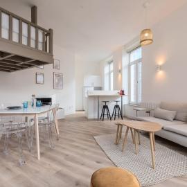 Spacious and bright studio in the center., hotel di Lille