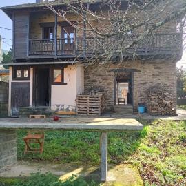 CASA DA RIBEIRA, hotelli kohteessa Quiroga