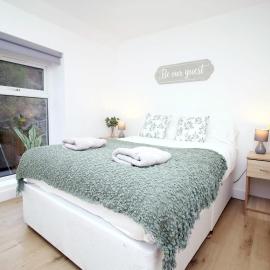 Alma Cottage Lovely House In The Rhondda Valley by STAE-Homes