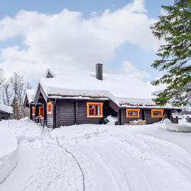 4 Bedroom Pet Friendly Home In Tydal, hotel in Tydal