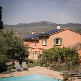 Les Hauts de Diane, CUERS var, hotelli kohteessa Cuers