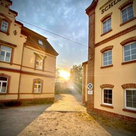 Hotel zur Schlossmühle、ボルナのホテル