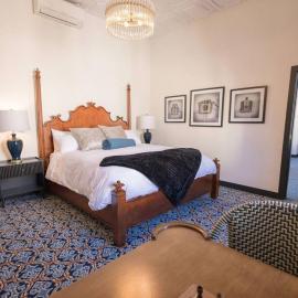 Speakeasy 2 Room Suite (Rm 4), hotell i Nevada City