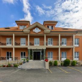 Villa De Llanes, hotel di Llanes