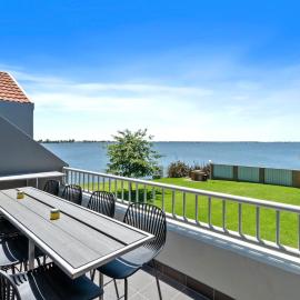 Yarrawonga Lakeside Apartment 44