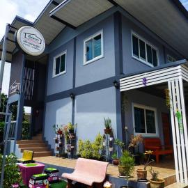 เรือนวรา - Wara Guesthouse, hotel u gradu 'Nan'