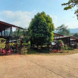 Nakha Hills Mae On, hotel in Ban On Luai